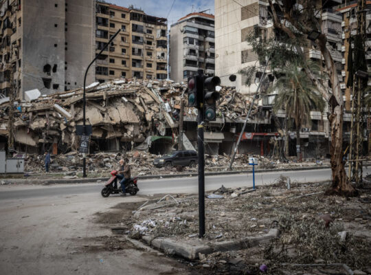 الضاحية الجنوبية في بيروت.. شهادات سكّان مدينة على خطّ النار