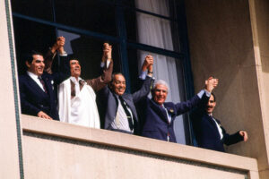 حواجز من رملٍ وورق.. كيف أصبح التنقل داخل المغرب العربي صعباً