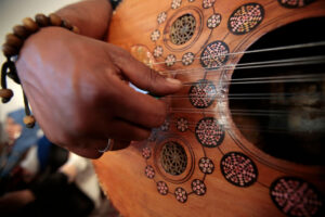 أبعد من السرقة والاقتباس.. اليمن في قلب الموسيقى الخليجية