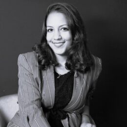  آسية العمراني