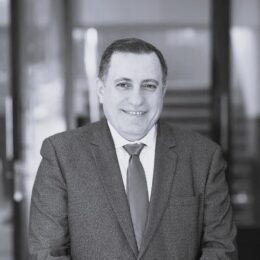 أحمد جميل عزم