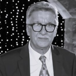 سعود المولى