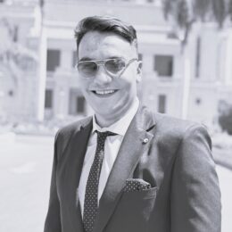 كامل عودة