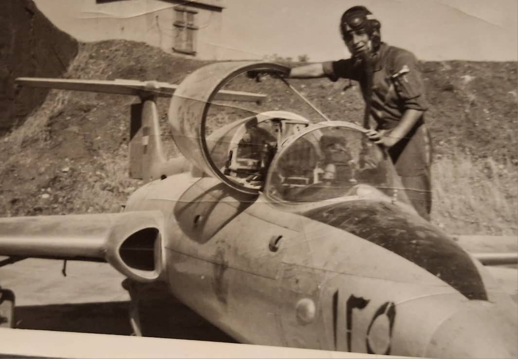 من الحبس الزماني إلى حافة الغد.. أن تكون قريباً لمعتقل في سوريا الأسد